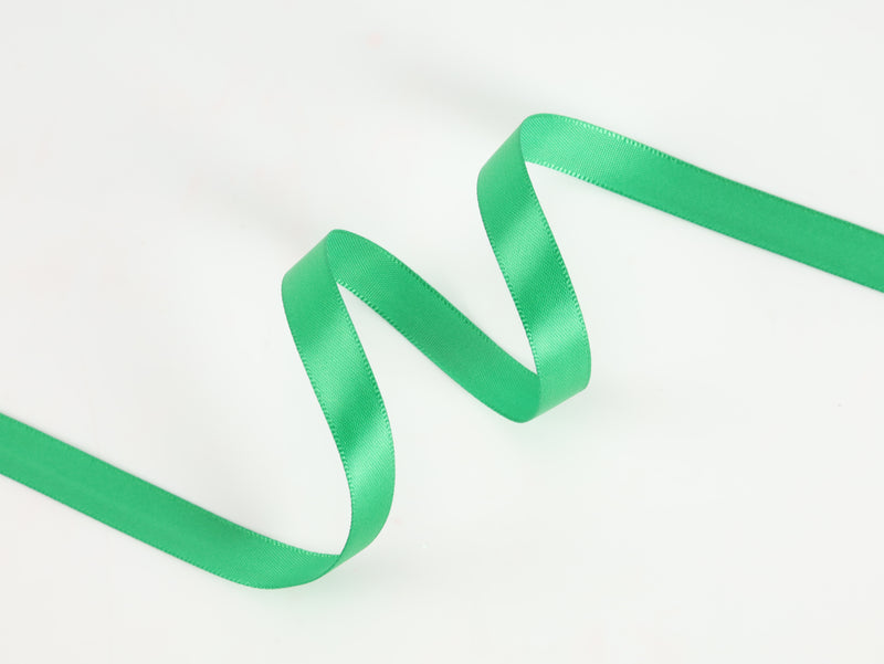 3/8" Double Face Satin Ribbon | Emerald (580) | 100 Yard Roll